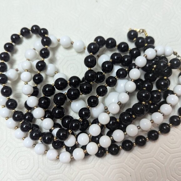 Lot of 3 VTG Black/White Gold Beads Lucite Beaded Necklace PAT Number in cladp - Picture 2 of 7